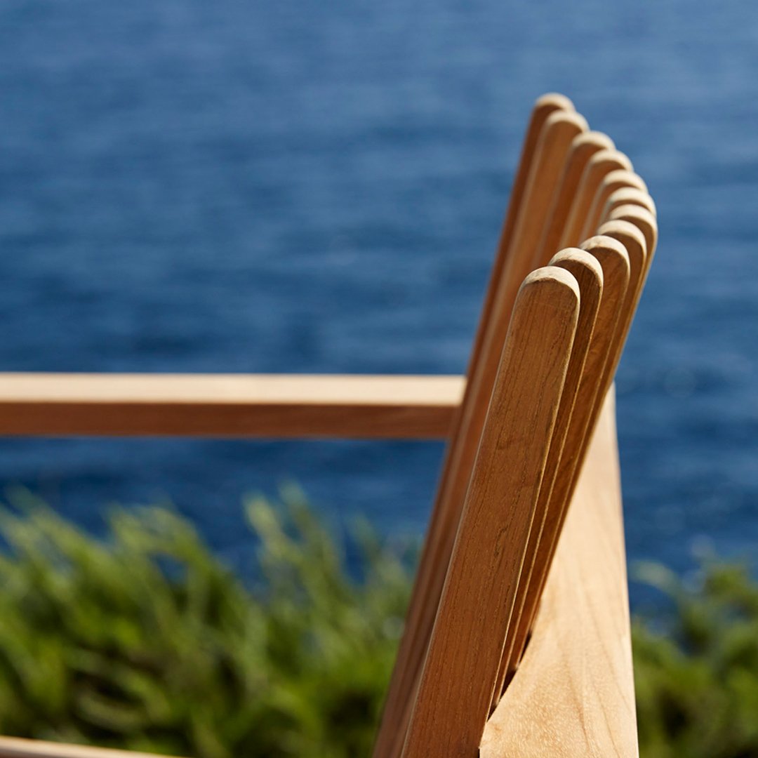 Amaze Outdoor Sofa