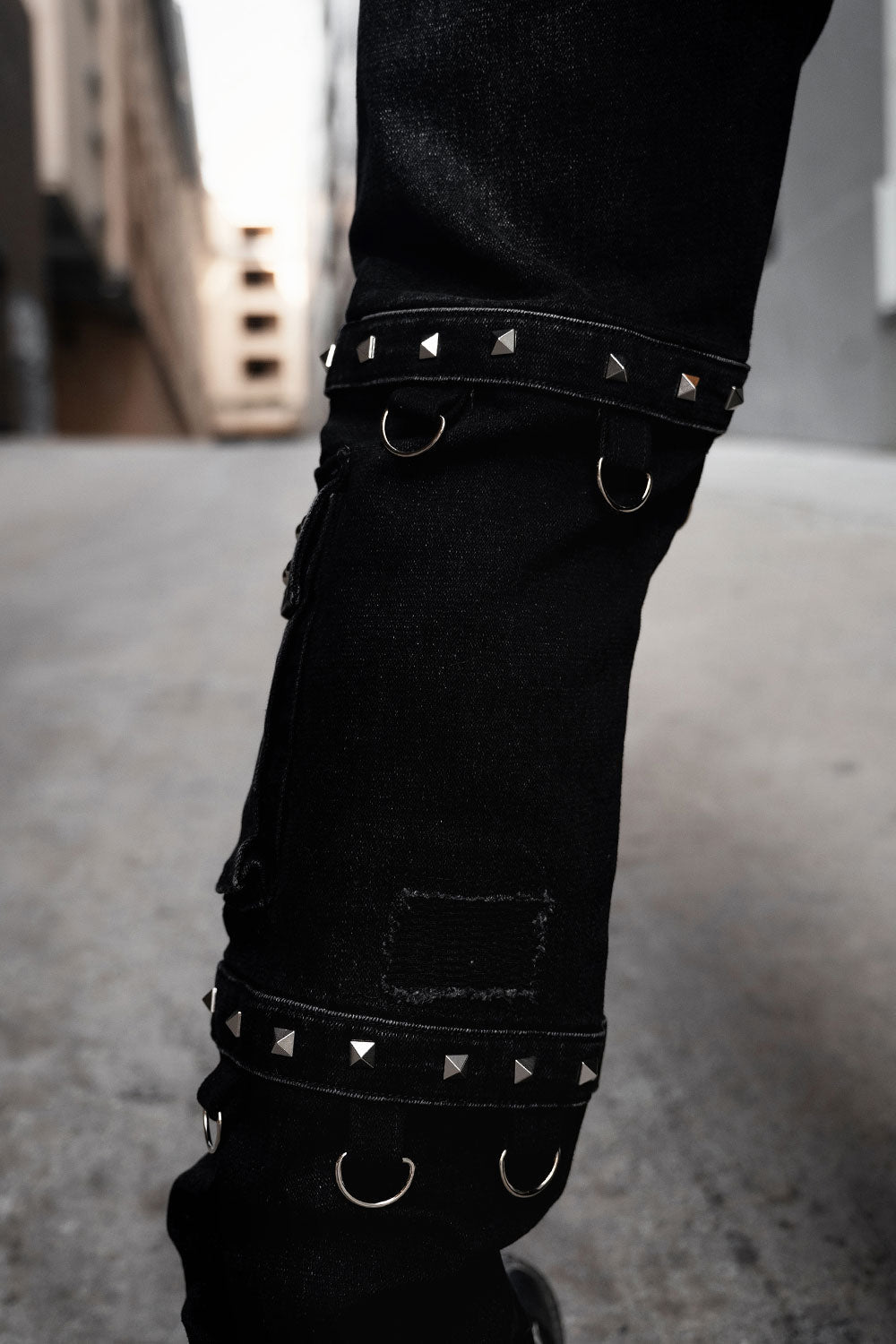 Asylum Scratches Pierced Cargo Pants [Unisex]