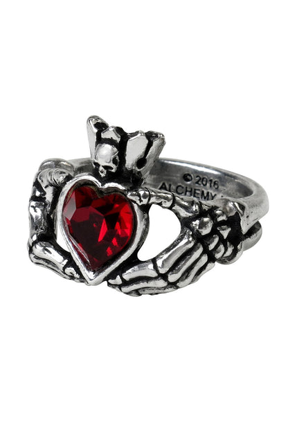Claddagh By Night Ring