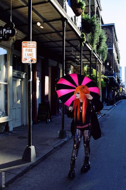 Batwing Pagoda Umbrella [BLACK/HOT PINK STRIPED]