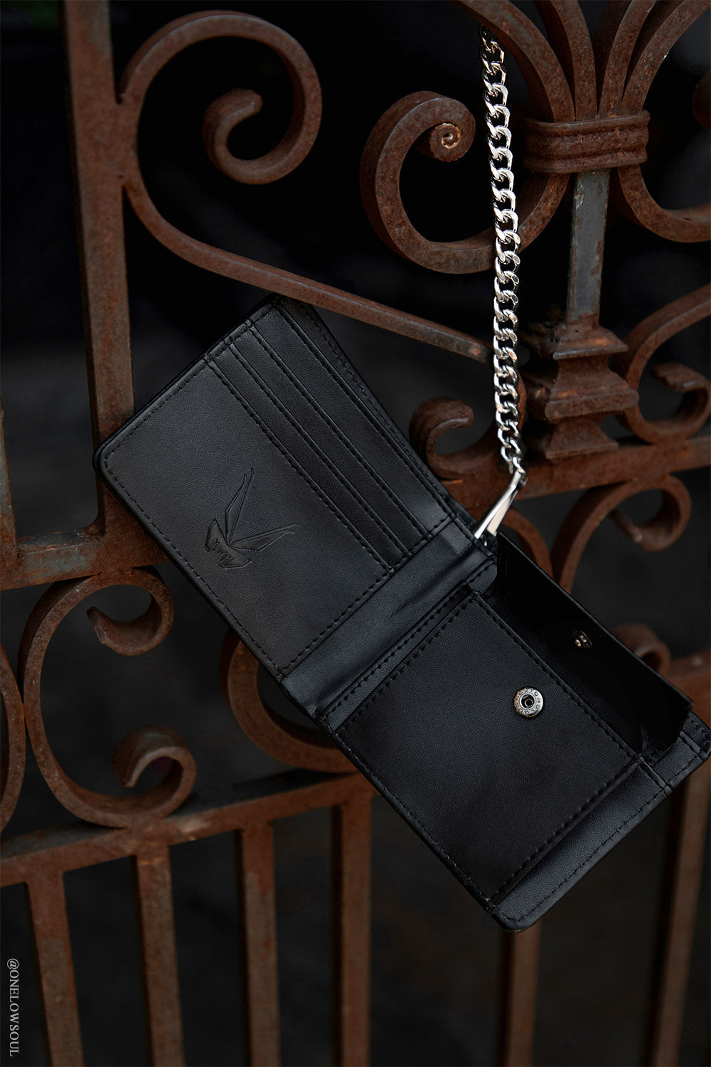 Anarchy Emboss Bifold Wallet w/ Chain