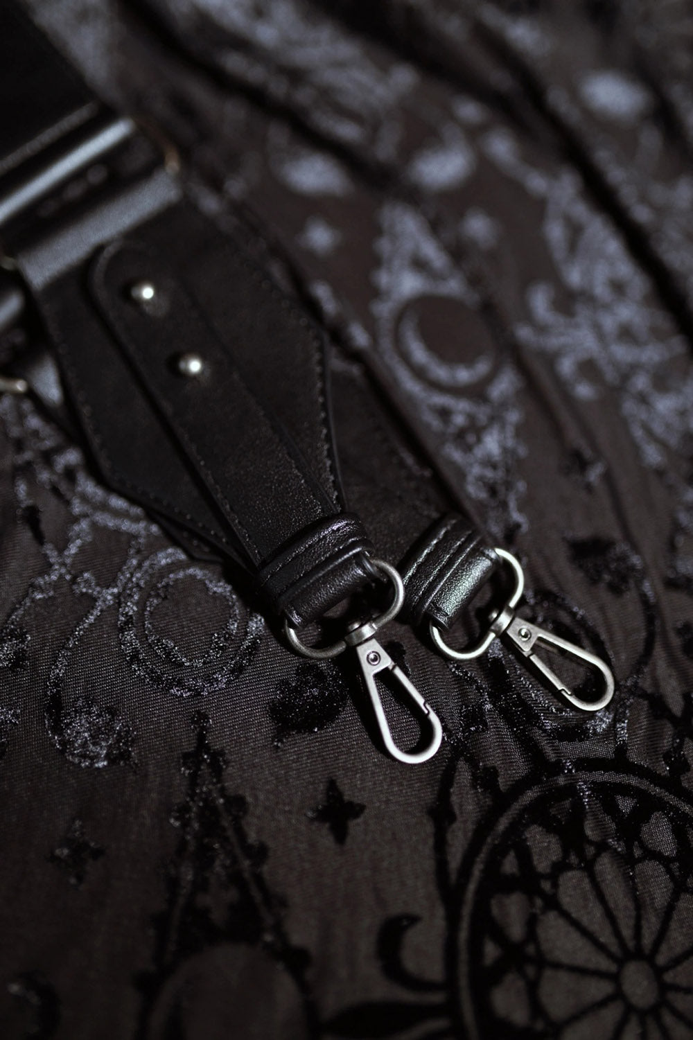Crucis Umbra Bag